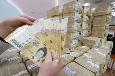 외국인 근로자 E-9 비자 30만 명 돌파… 평균 임금 300만 원 이상 상승